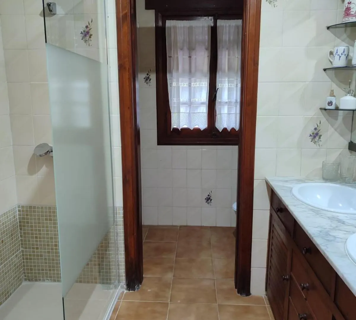 Ferienhaus Chalet Roche A 300 Metros De La Playa Spanien